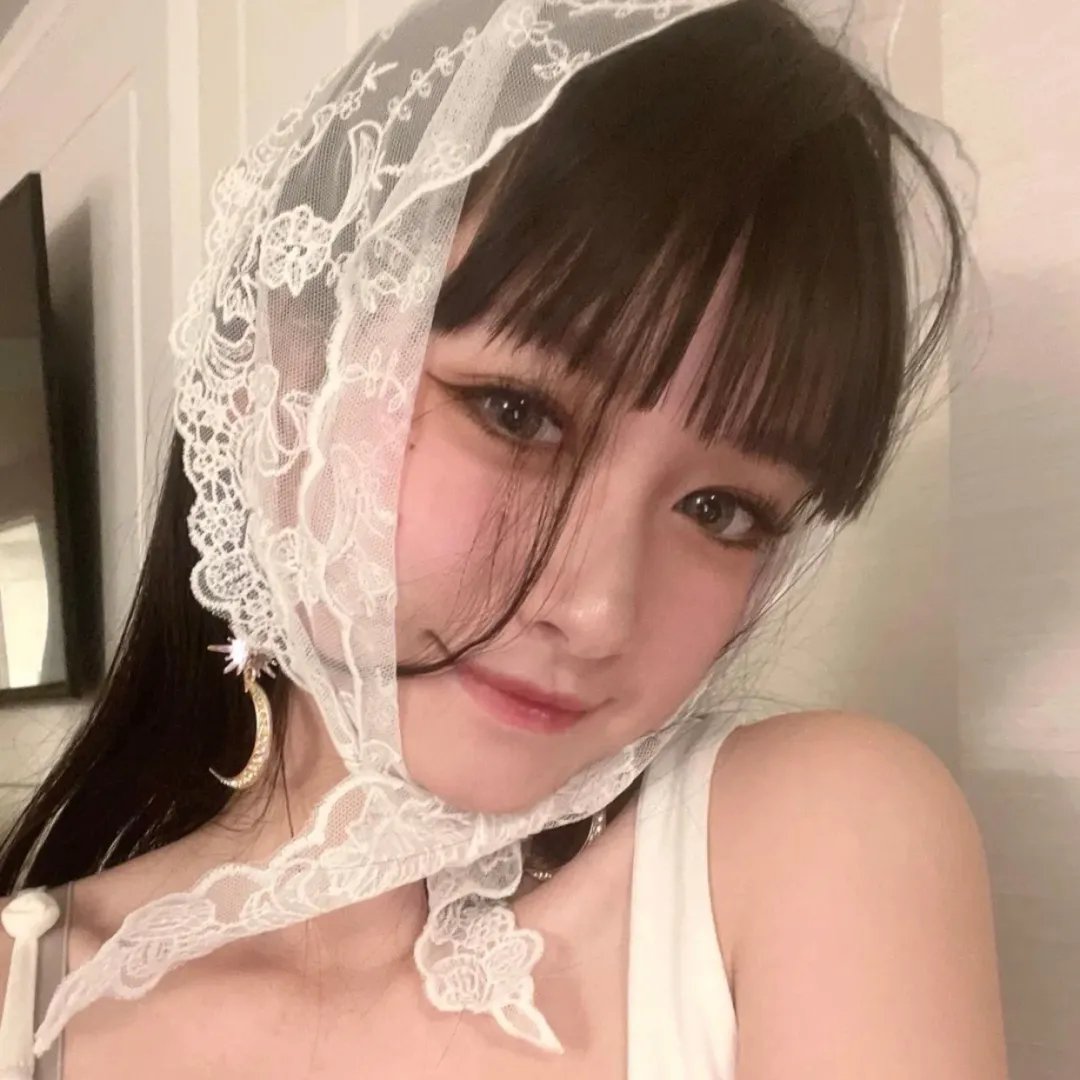 独自夜归的女孩