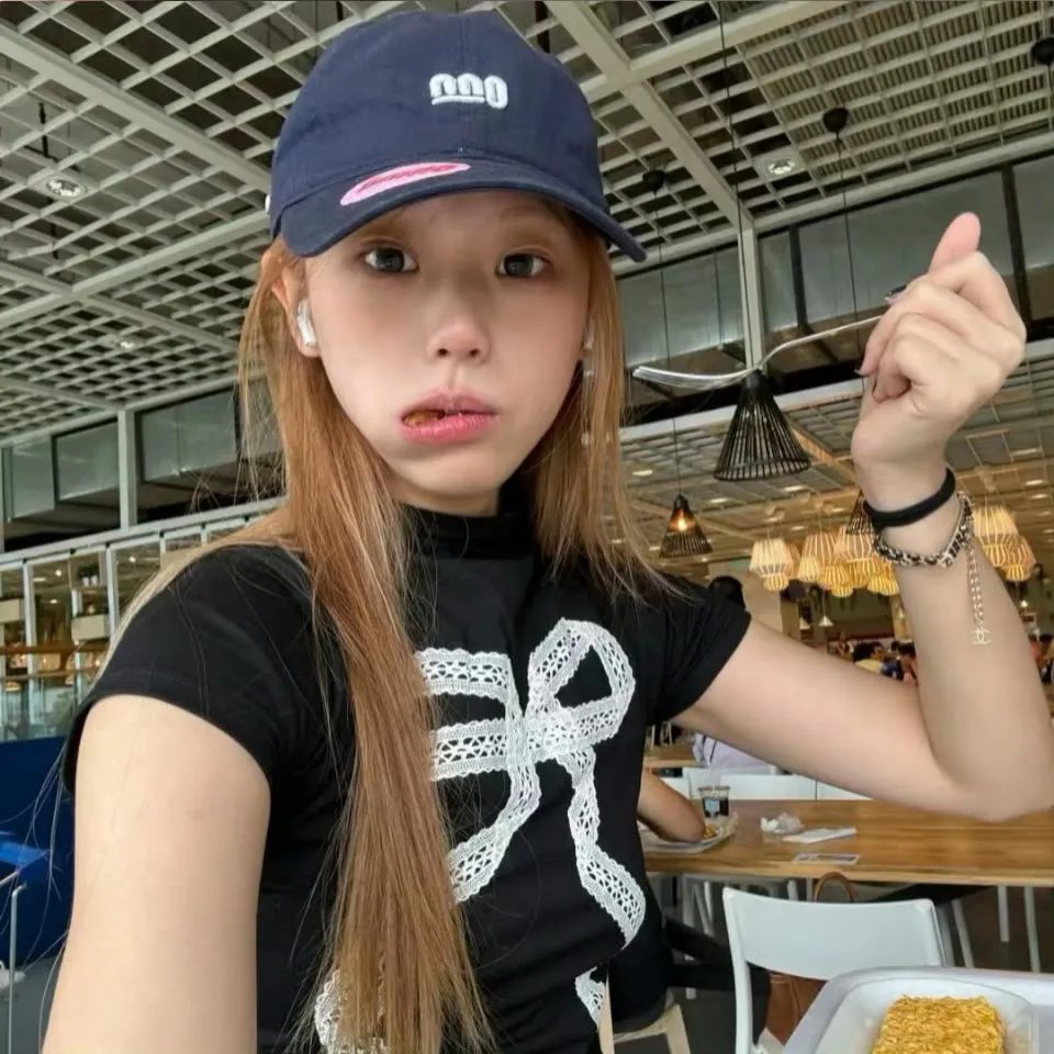 沙普的鹰饰